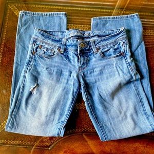 American Eagle Women’s Jeans Size 4 Short